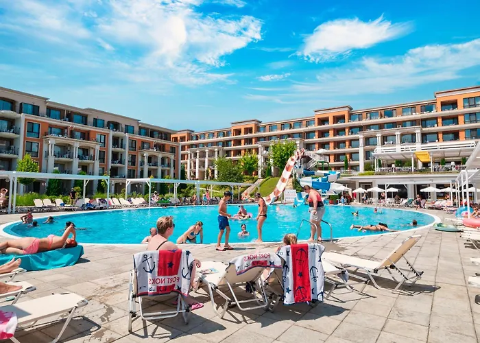 Курортный комплекс Premier 4*