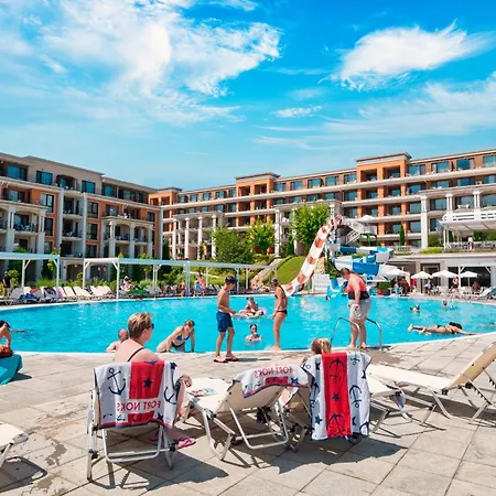 度假村 普瑞米尔堡海滩酒店 4*