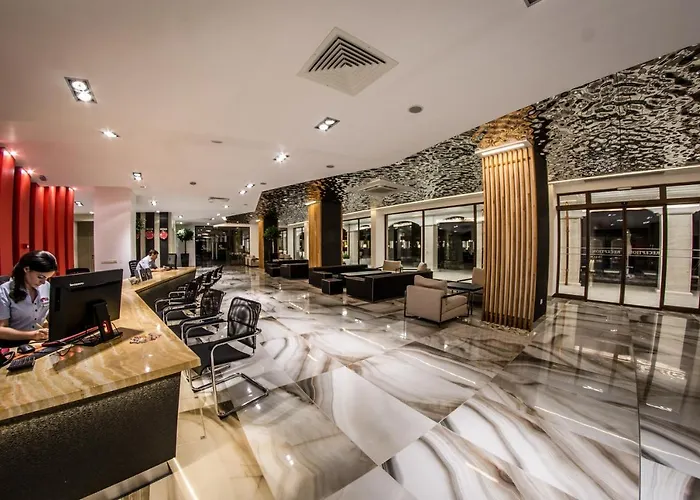 普瑞米尔堡海滩酒店