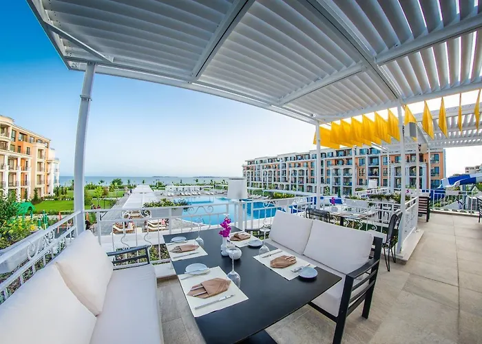 普瑞米尔堡海滩酒店 度假村